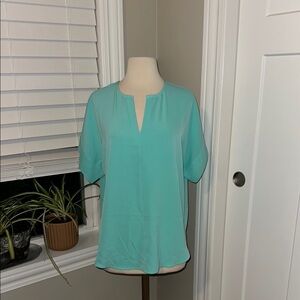 Zenana Outfitters Green Short Sleeve Relaxed‎ Blouse
